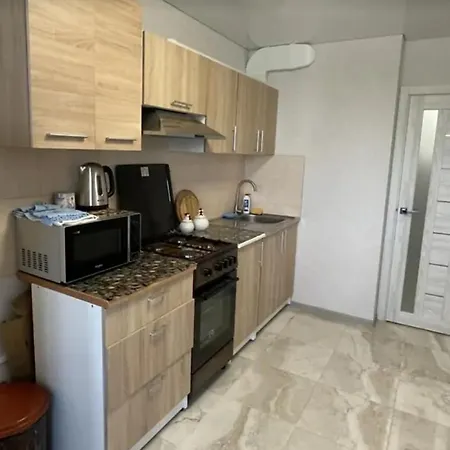 отличная 3-х комнатная по улице жолио кюри 64 Apartment Odesa