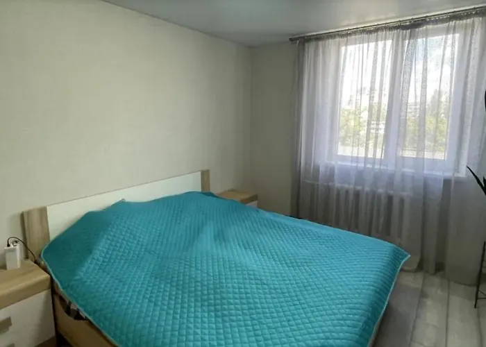 Apartment отличная 3-х комнатная по улице жолио кюри 64 *