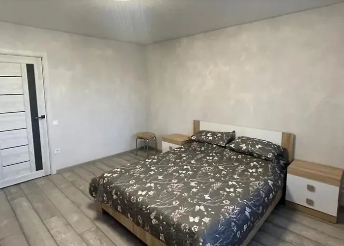 Apartment отличная 3-х комнатная по улице жолио кюри 64 *