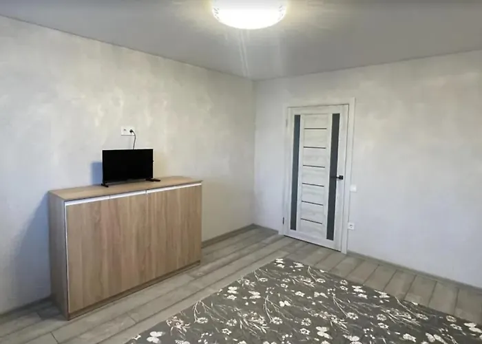 отличная 3-х комнатная по улице жолио кюри 64 Odesa