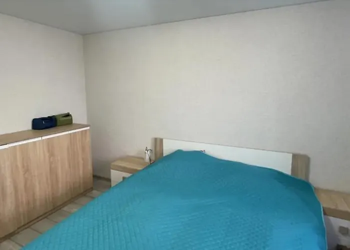 Apartment отличная 3-х комнатная по улице жолио кюри 64 *